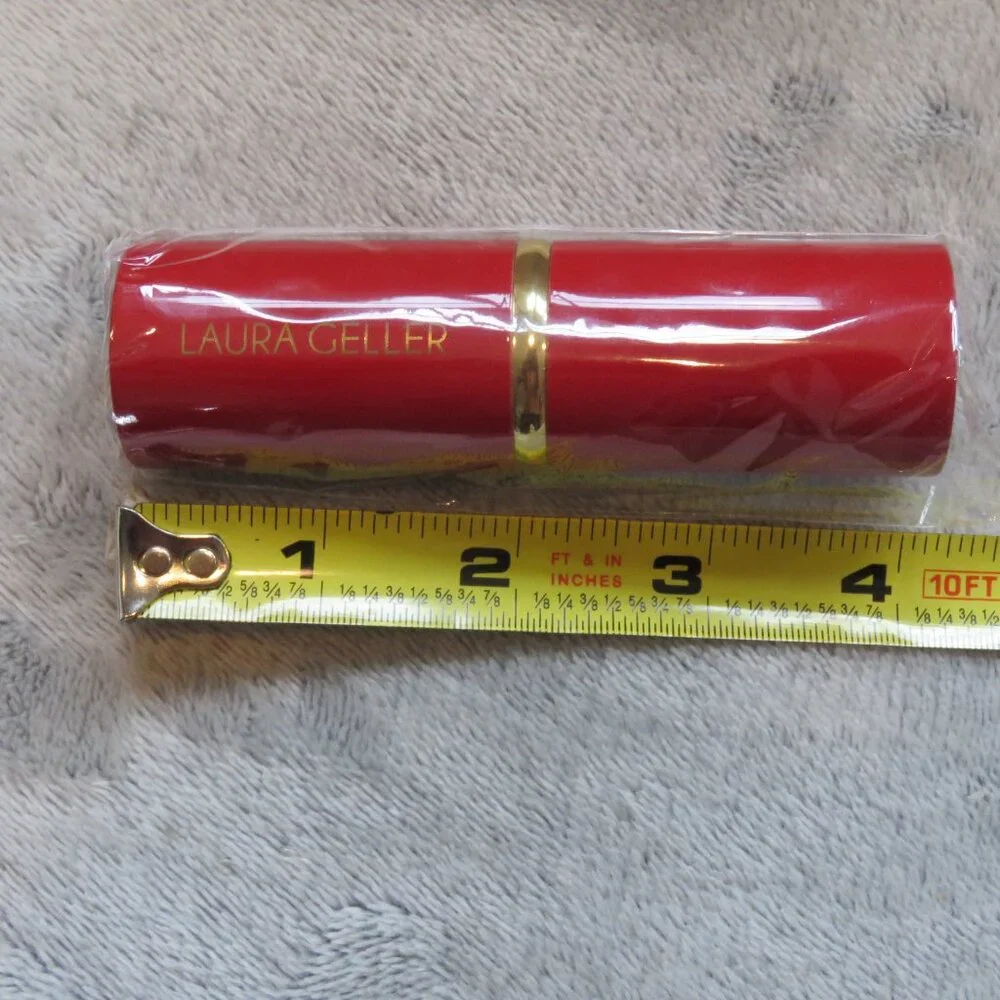 NEW Laura Geller Holiday Red Retractable Airbrush Kabuki Brush Plastic Seal NWOB